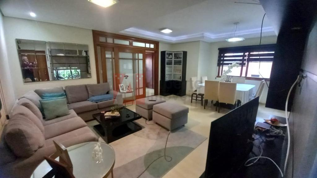 Apartamento 3 Dormitórios
