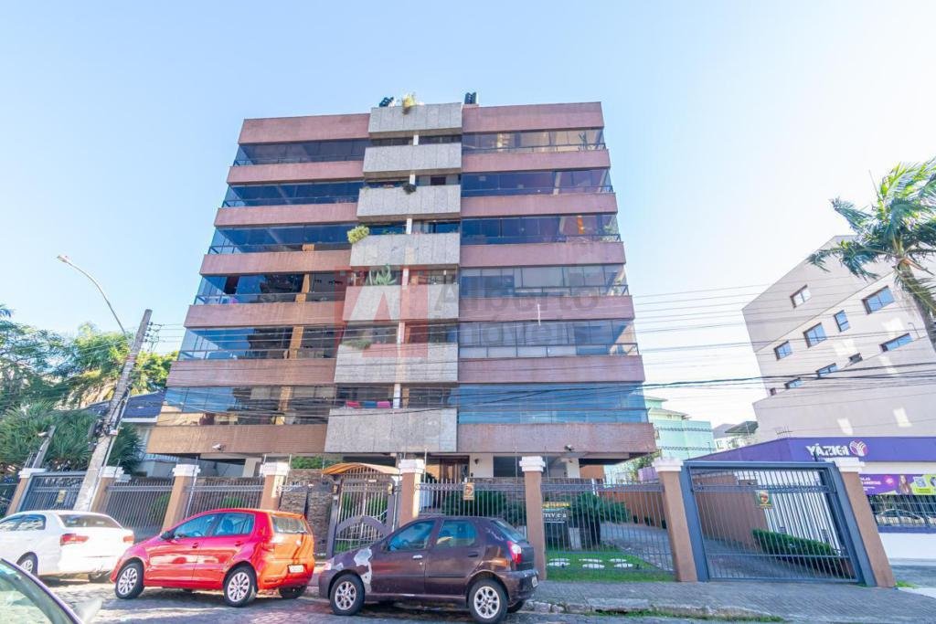 Apartamento 3 Dormitórios