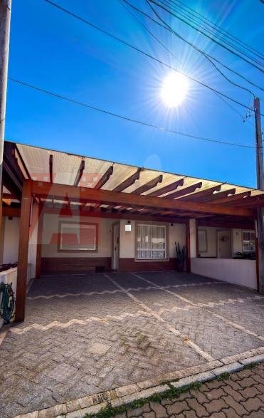 Casa em Condomínio