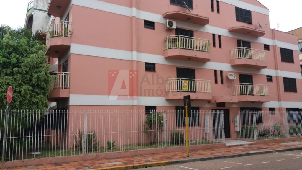 Apartamento 3 Dormitórios